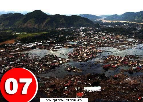 cele mai cumplite dezastre naturale valul tsunami din oceanul indian decembrie 2004 cutremurul care