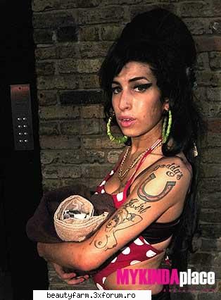 pisicute amy winehouse