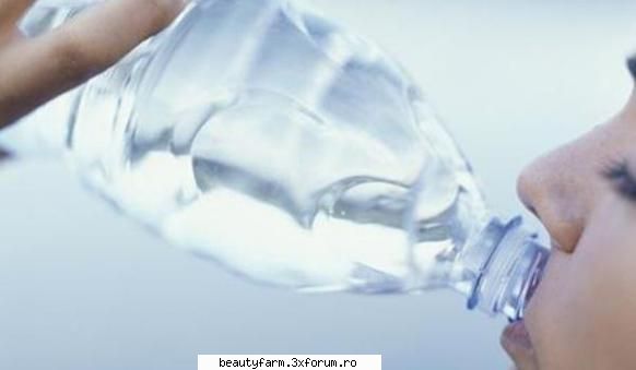 Beti din sticle de plastic? Mai ganditi-va� - Beti din sticle de plastic? Mai ganditi-va� Un - COOL STUFF