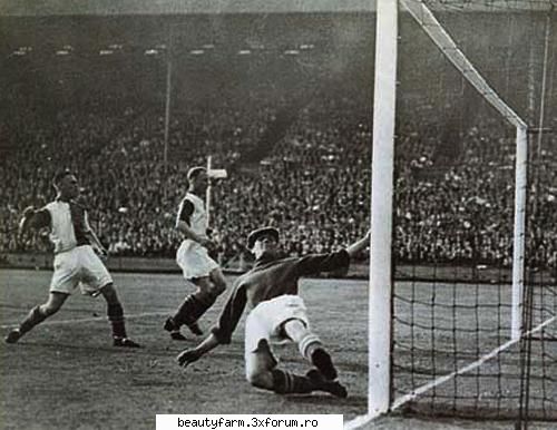 2. razboiul fotbalului (honduras vs el salvador) 

la o prima vedere, conflictul din 1969 dintre el