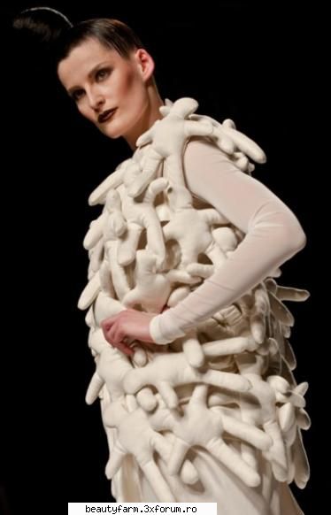 GALERIE FOTO - Săptăm�na Modei la Roma - ADMIN-ELECTRIK_CAT - COOL STUFF