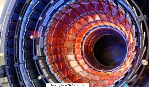 LHC si universul paralel - Una dintre cele mai spectaculoase descoperiri ale - COOL STUFF