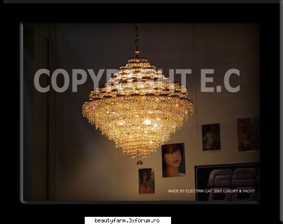 LUXURY & YACHT - EXPOZITIE INCREDIBILA - CANDELABRU DIN CRISTAL - THE ART SIDE OF YOU
