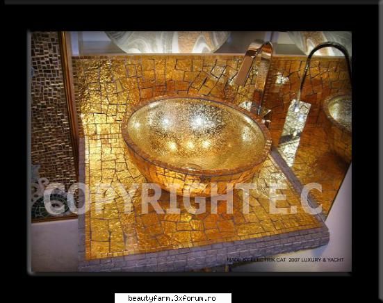 LUXURY & YACHT - EXPOZITIE INCREDIBILA - O CHIUVETA AURIE - THE ART SIDE OF YOU
