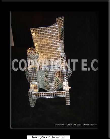 LUXURY & YACHT - EXPOZITIE INCREDIBILA - SCAUN FACUT DIN CUBULETE DE OGLINDA - THE ART SIDE OF YOU