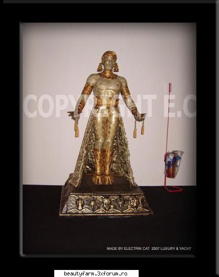 LUXURY & YACHT - EXPOZITIE INCREDIBILA - FRUMOASA STATUIA PACAT CA ERA PUS COSUL DE - THE ART SIDE OF YOU