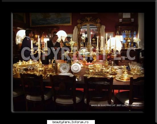 LUXURY & YACHT - EXPOZITIE INCREDIBILA - O CINA CU TACAMURI AURITE - THE ART SIDE OF YOU