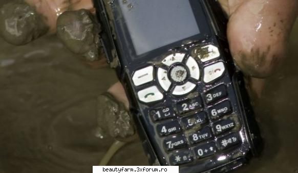 rezista la extreme � de la -20 la -100 grade celsius, poti da cu el �de pereti� si poti intra cu el