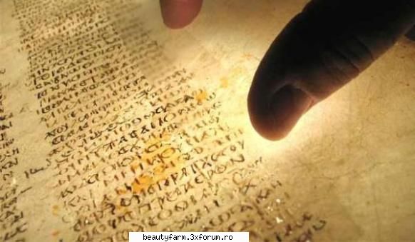 Un fragment necunoscut din Biblie, descoperit intr-o manastire egiptea - O asociatie academica - COOL STUFF