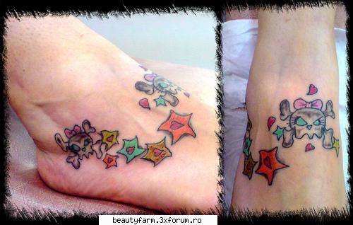 our hollie's foot tatual pe picior - zici ca e tatual de copii mici - STRANGE PICS